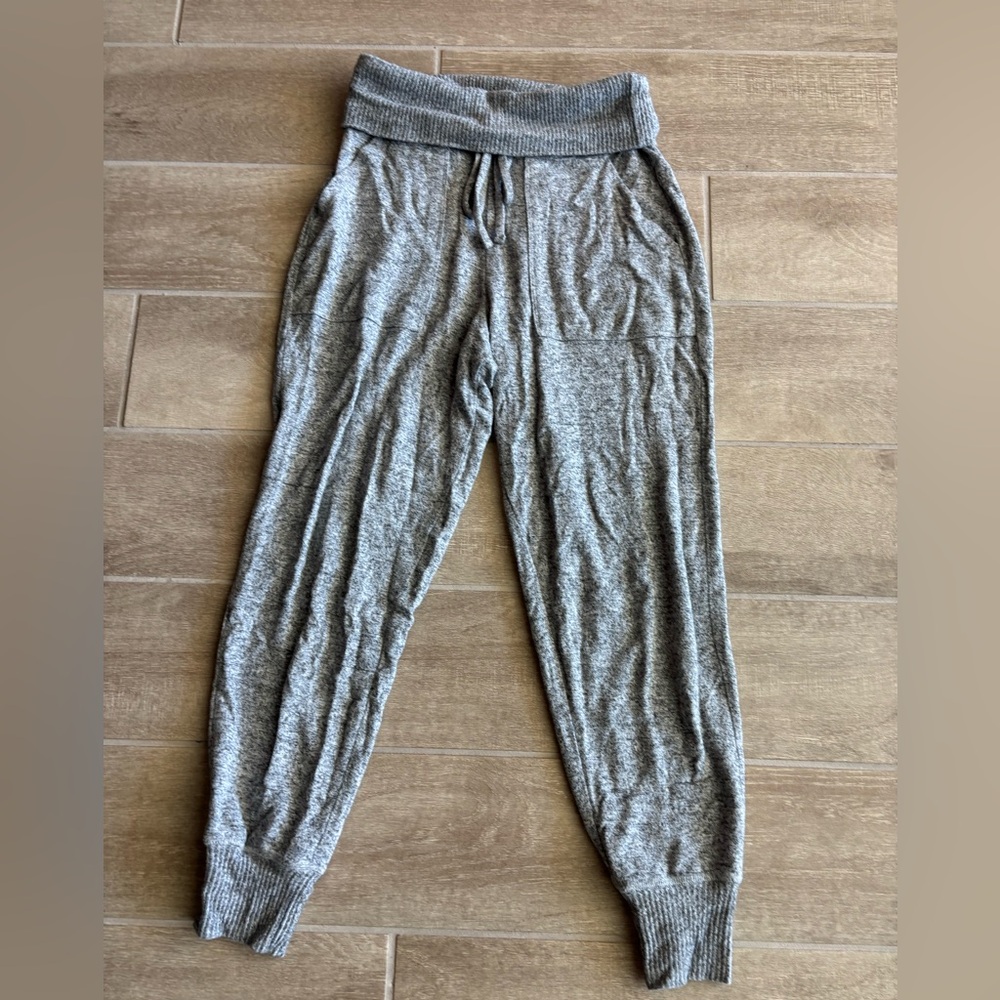 Aerie Light Gray Women’s Joggers